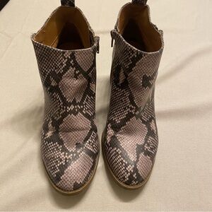 Universal Thread Snakeskin Pattern Ankle Booties